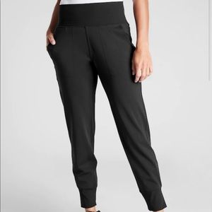 NWOT Athleta Venice Joggers.